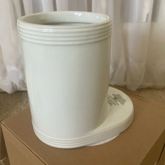 Nora Fleming Kitchen Utilities Holder - Picture 3 of 7